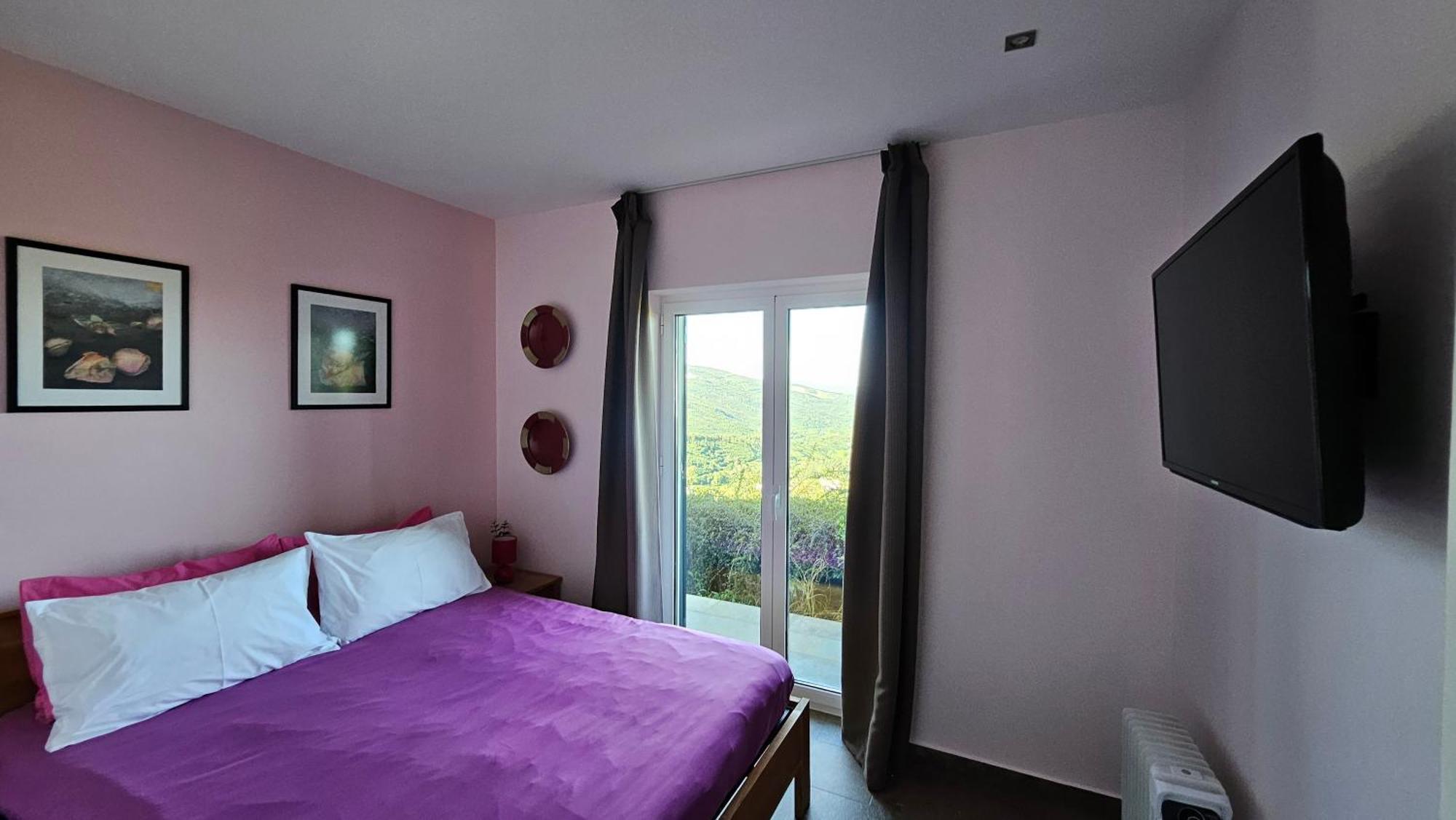 Coja Mountain Perch Villa *